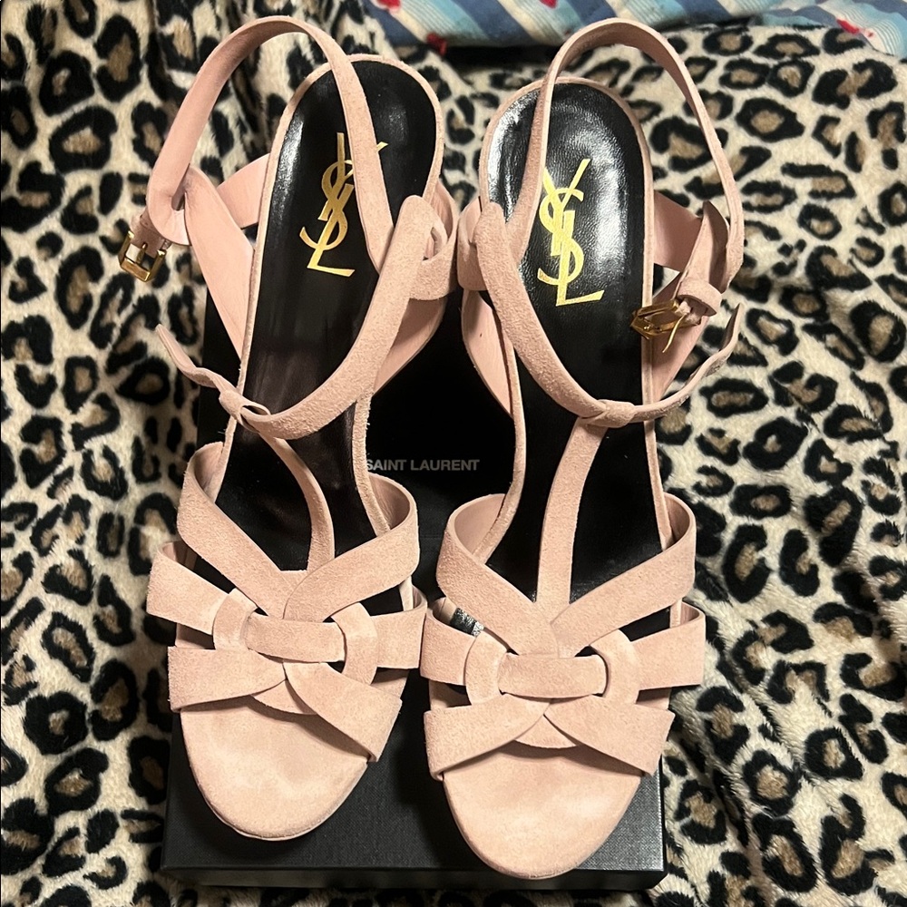 Saint Laurent Blush Tribute Heels - Picture 2 of 12